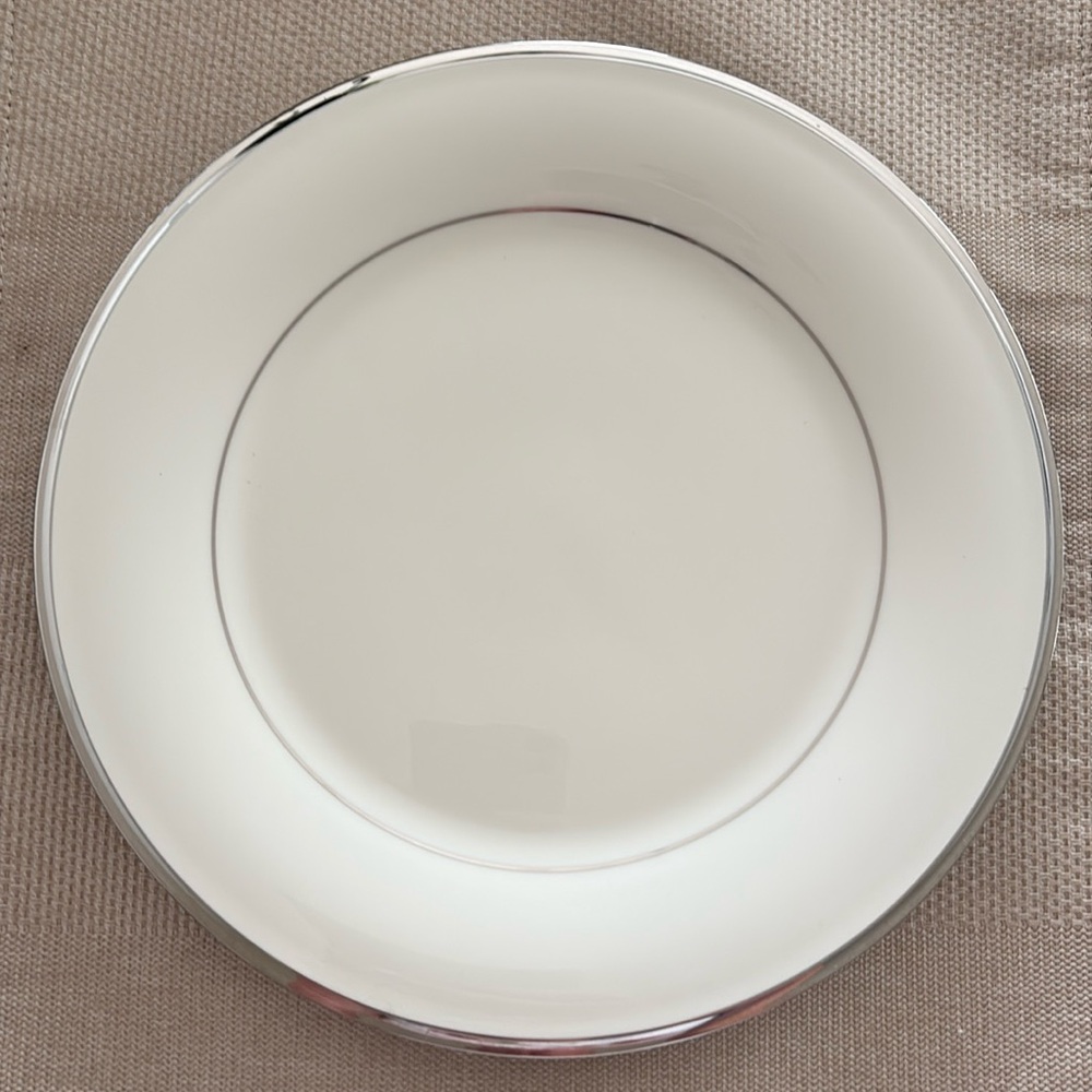 Lenox Solitaire Dinner Plate Ivory